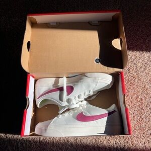 Nike court legacy NEW shoes